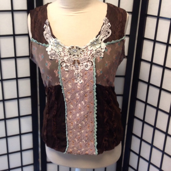 Young Essence Tops - Scoop neck vintage tank top